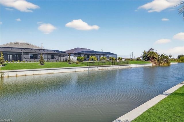 1423 SW 1st TER, Cape Coral, FL 33991