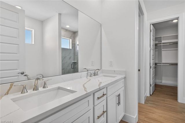 1423 SW 1st TER, Cape Coral, FL 33991