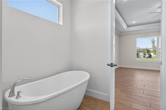 1423 SW 1st TER, Cape Coral, FL 33991