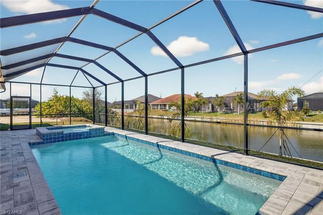 1423 SW 1st TER, Cape Coral, FL 33991