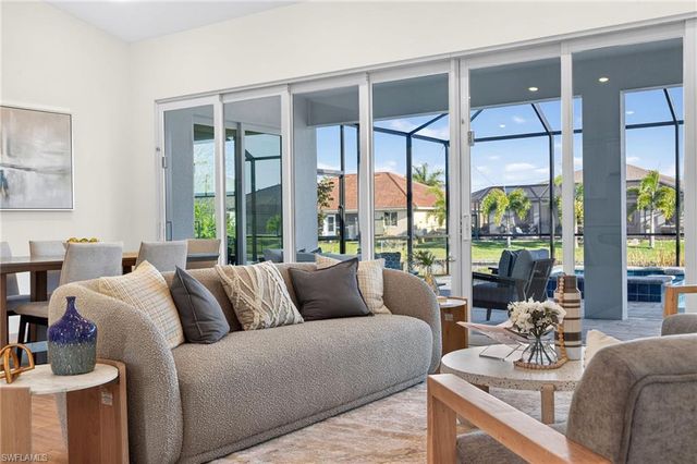 1423 SW 1st TER, Cape Coral, FL 33991