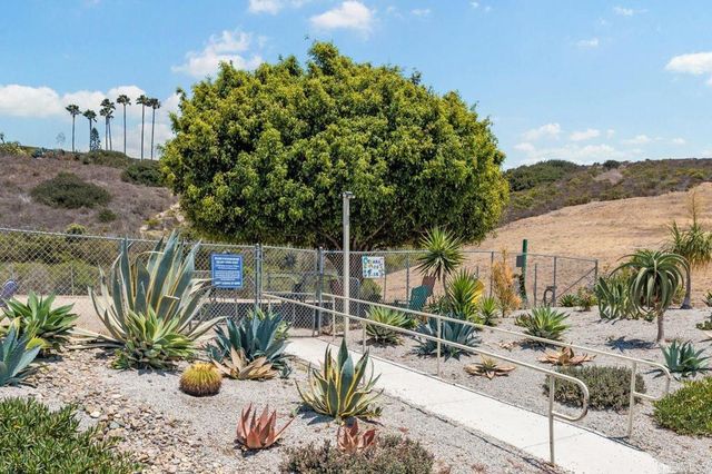 3685 N Vista Campana 58, Oceanside, CA 92057