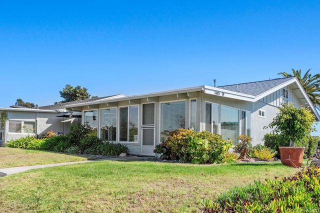 3685 N Vista Campana 58, Oceanside, CA 92057