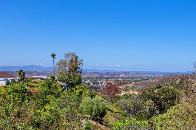 3685 N Vista Campana 58, Oceanside, CA 92057