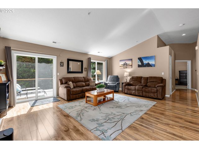 4678 U St, Washougal, WA 98671