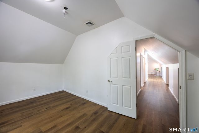 687-689 Winchester Avenue, New Haven, CT 06511