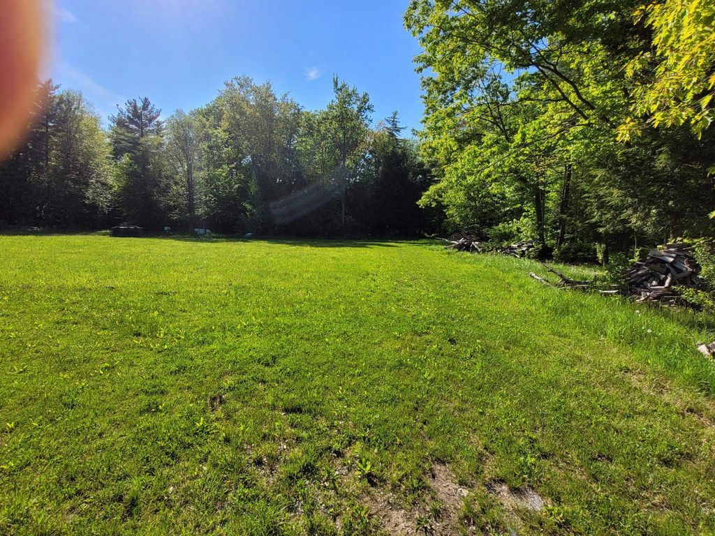 33 Willys Lane, Milton, VT 05468