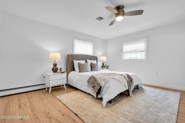 8 Rio Court, Toms River, NJ 08757