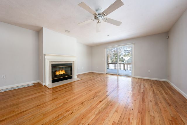 13 Pga Lane, Mashpee, MA 02649