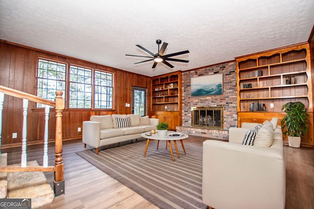 320 Almon Road, Carrollton, GA 30117