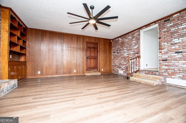 320 Almon Road, Carrollton, GA 30117