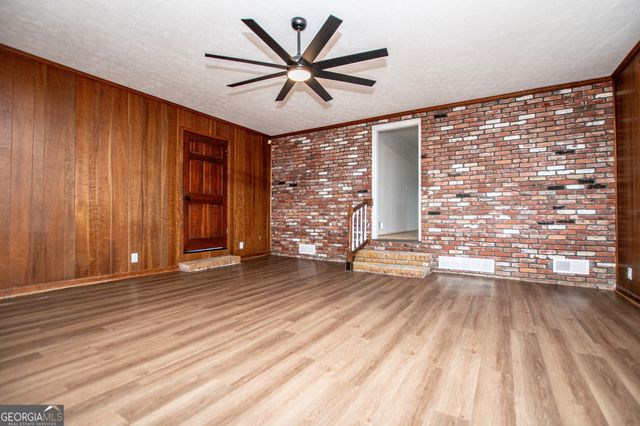 320 Almon Road, Carrollton, GA 30117