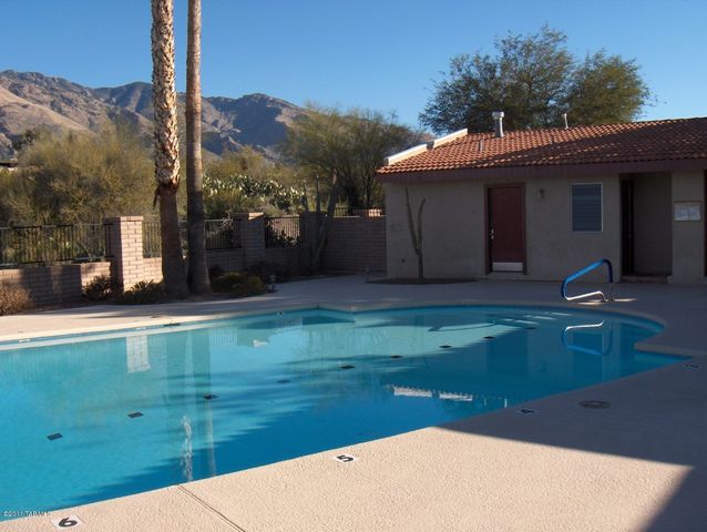 5602 N Camino Del Sol, Tucson, AZ 85718