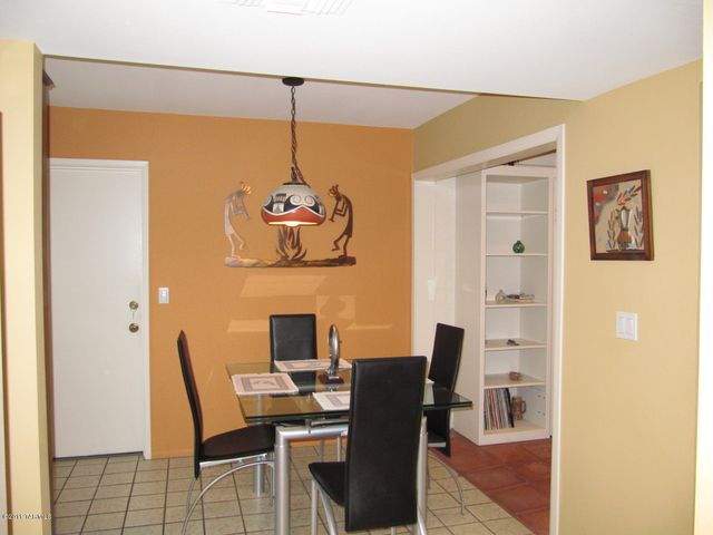 5602 N Camino Del Sol, Tucson, AZ 85718