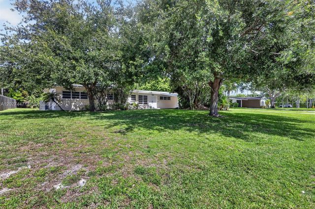 13830 SW 79th Court, Palmetto Bay, FL 33158