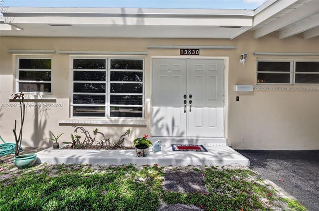 13830 SW 79th Court, Palmetto Bay, FL 33158