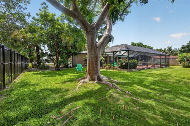 13830 SW 79th Court, Palmetto Bay, FL 33158