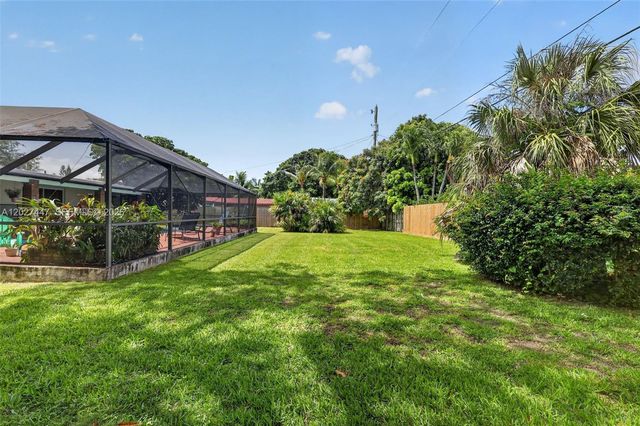 13830 SW 79th Court, Palmetto Bay, FL 33158