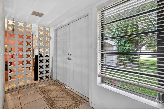 13830 SW 79th Court, Palmetto Bay, FL 33158