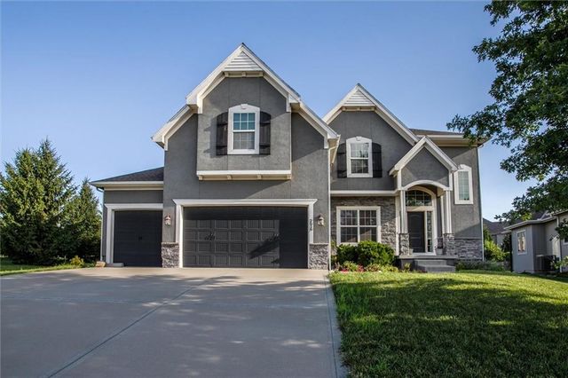 2616 SW 11th Street, Lee's Summit, MO 64081