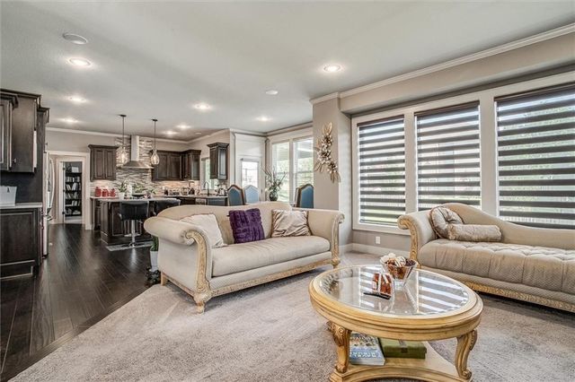 2616 SW 11th Street, Lee's Summit, MO 64081