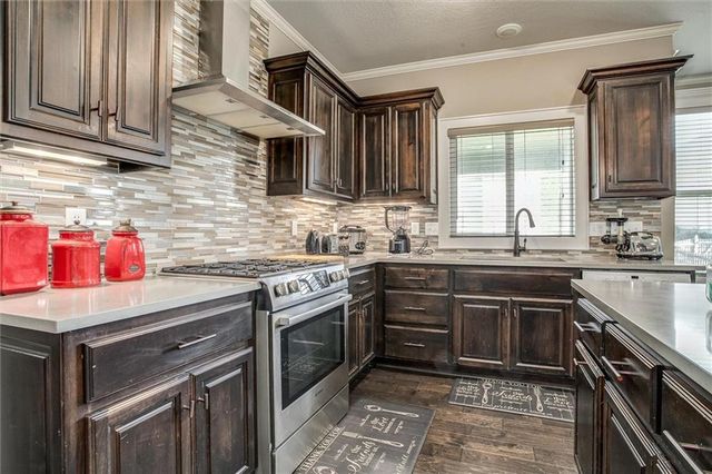 2616 SW 11th Street, Lee's Summit, MO 64081