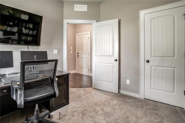 2616 SW 11th Street, Lee's Summit, MO 64081