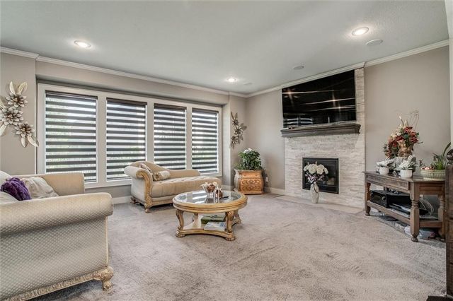 2616 SW 11th Street, Lee's Summit, MO 64081