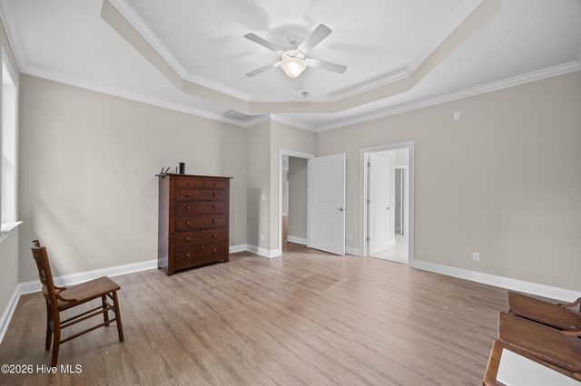 330 Crown Pointe Drive, Hampstead, NC 28443
