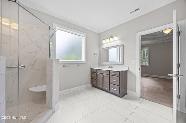 330 Crown Pointe Drive, Hampstead, NC 28443