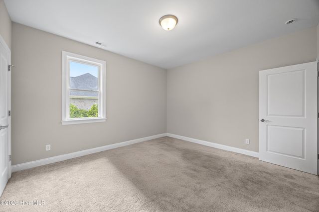 330 Crown Pointe Drive, Hampstead, NC 28443