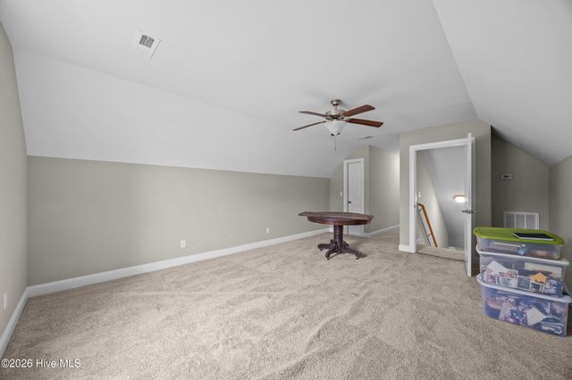 330 Crown Pointe Drive, Hampstead, NC 28443