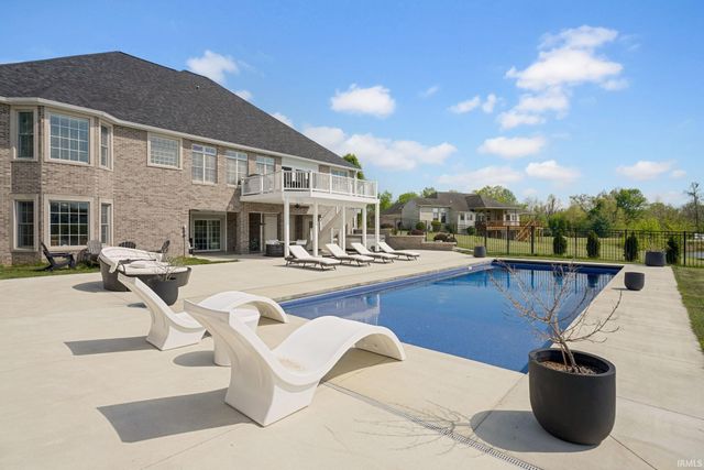 430 Summer Lake Drive, Bedford, IN 47421