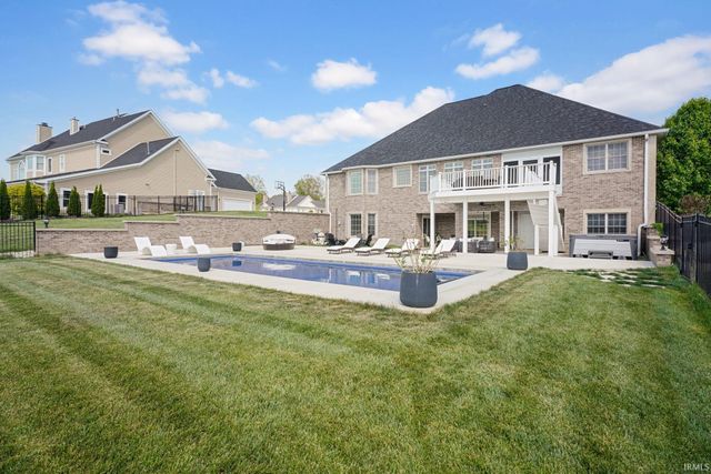 430 Summer Lake Drive, Bedford, IN 47421