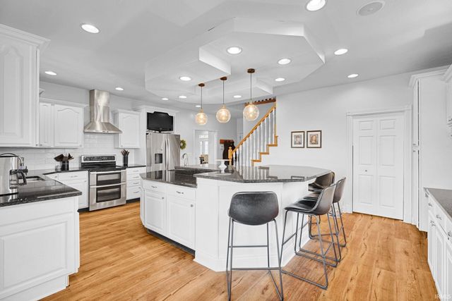 430 Summer Lake Drive, Bedford, IN 47421