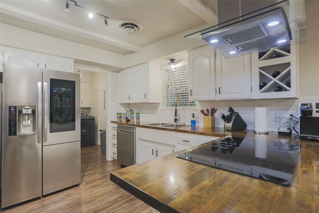 7101 Jewell Avenue, Fort Worth, TX 76112