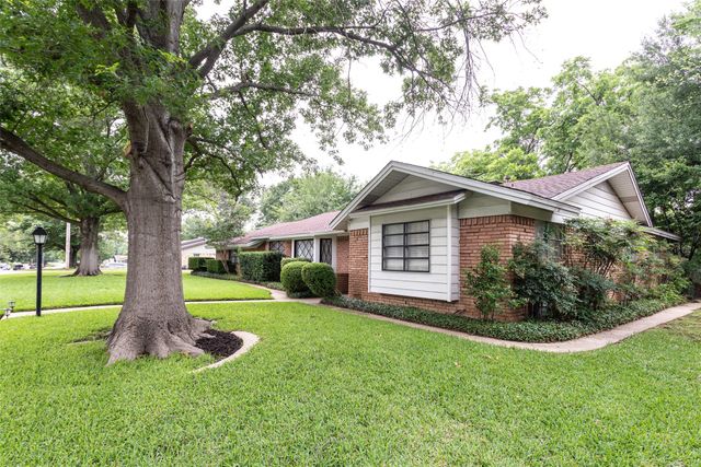 7101 Jewell Avenue, Fort Worth, TX 76112