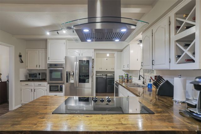 7101 Jewell Avenue, Fort Worth, TX 76112