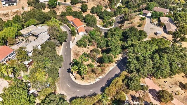 943 Hillcrest Drive, Pomona, CA 91768