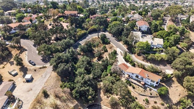 943 Hillcrest Drive, Pomona, CA 91768