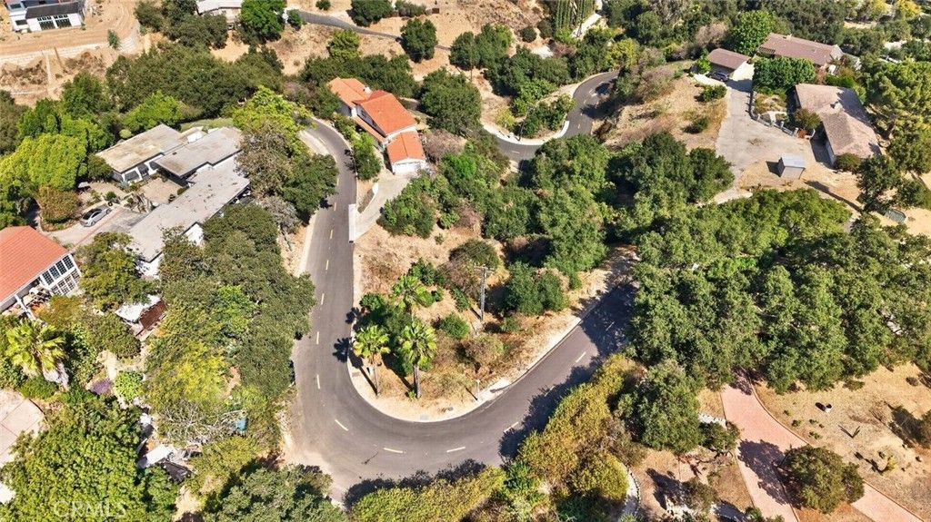 943 Hillcrest Drive, Pomona, CA 91768 — photo 2