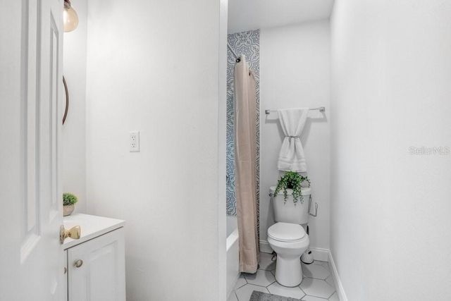 2701 E COLUMBUS DRIVE, Tampa, FL 33605