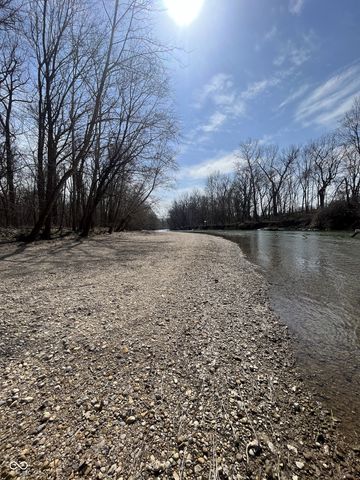 0 River Road, Columbus, IN 47201