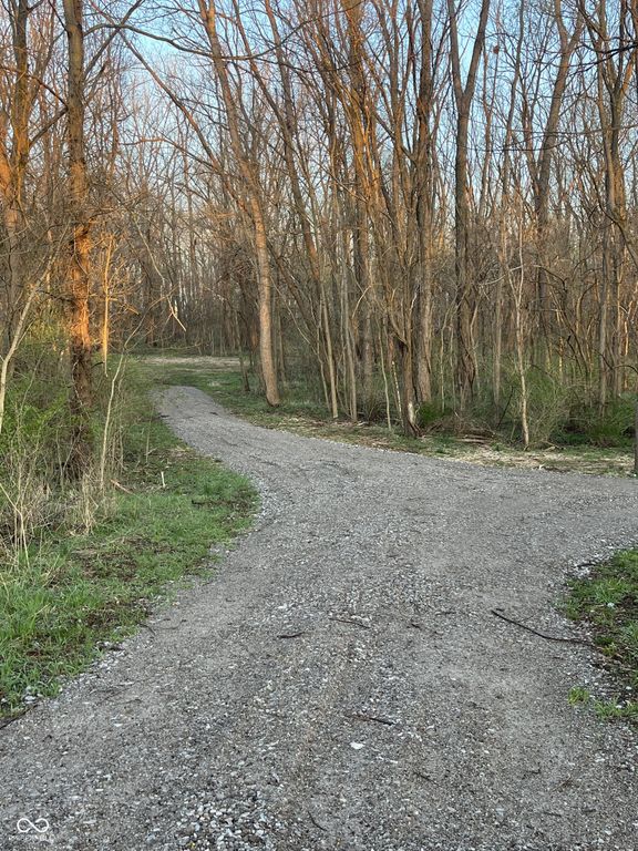 0 River Road, Columbus, IN 47201