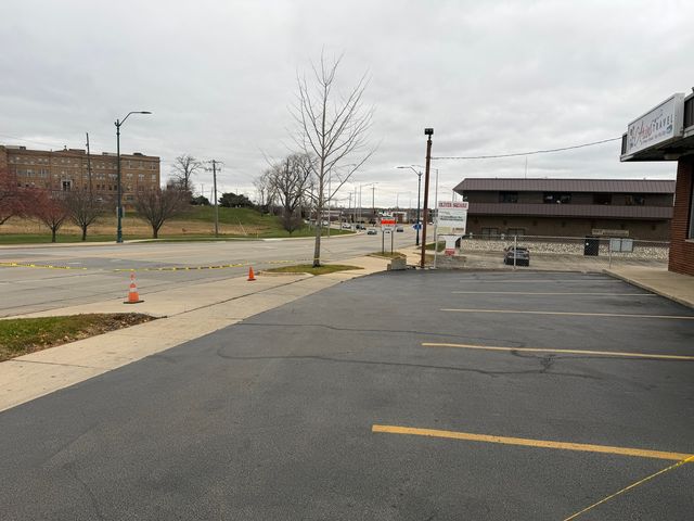 1551 Plainfield Road C1, Joliet, IL 60435