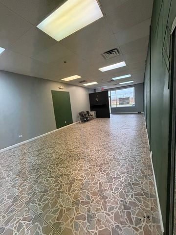 1551 Plainfield Road C1, Joliet, IL 60435