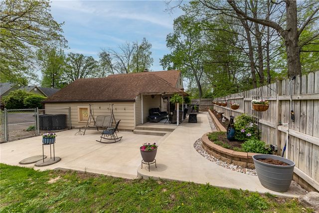 2152 La Grange Road, Beavercreek, OH 45431