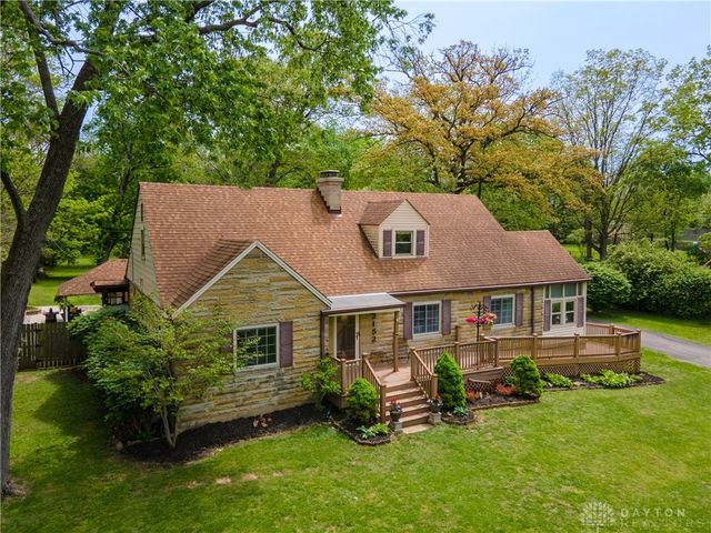 2152 La Grange Road, Beavercreek, OH 45431