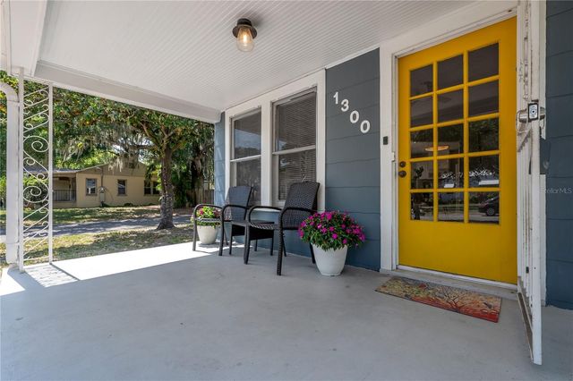 1300 E HENRY AVENUE, Tampa, FL 33604