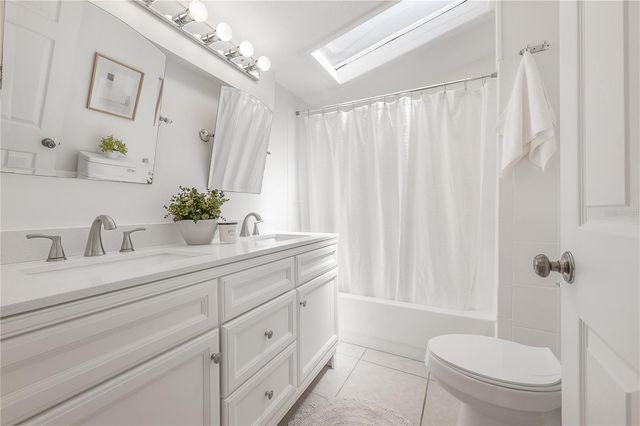 1300 E HENRY AVENUE, Tampa, FL 33604